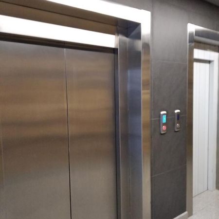 Sky House Exclusive Apartments Кишинёв Экстерьер фото